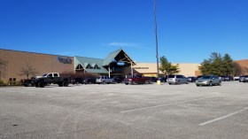 East_Town_Mall_(Knoxville_Center)_Knoxville,_TN_March_2018_(40584807152)